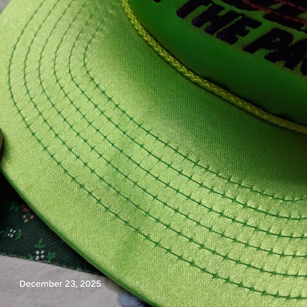VTG Arctic Cat Leader of The Pack Neon Green Trucker Hat Snowmobile Strap Back - Picture 3 of 7